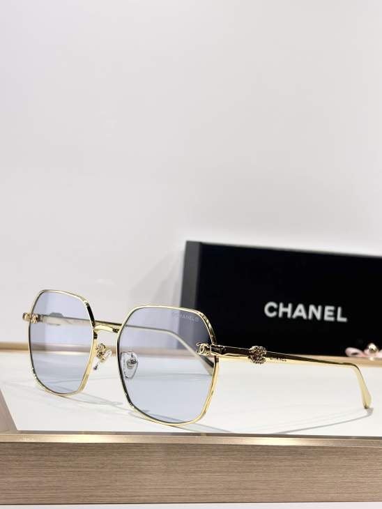 Picture of Chanel Sunglasses _SKUfw76989831fw